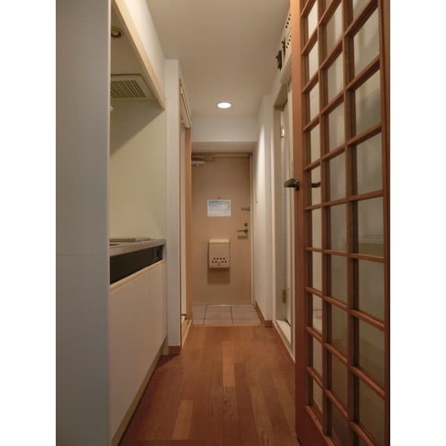 Room image 15