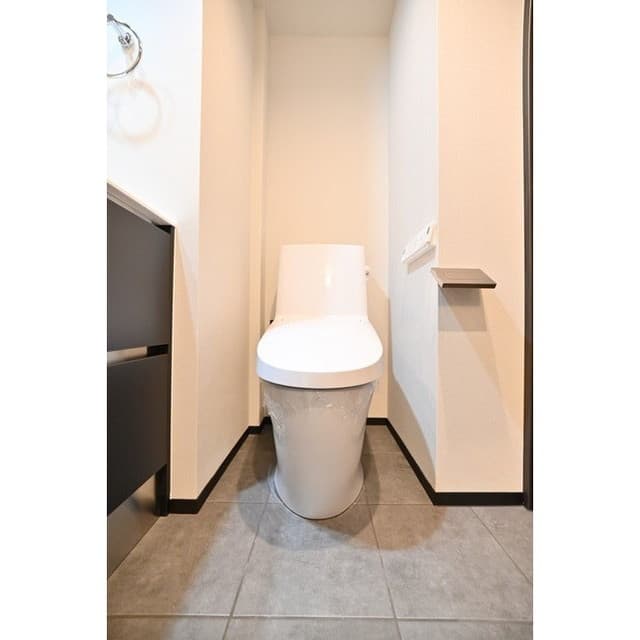 Room image 15
