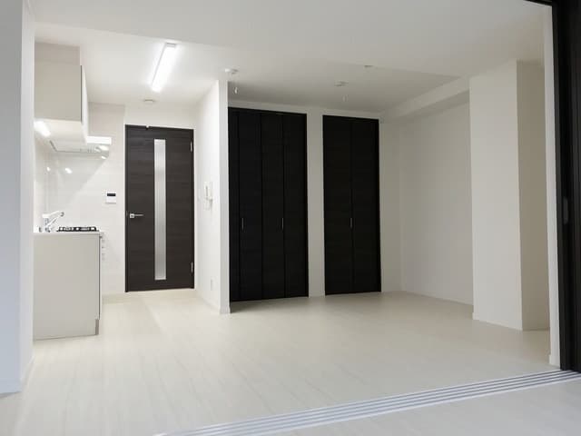 Room image 11