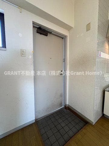 Room image 13