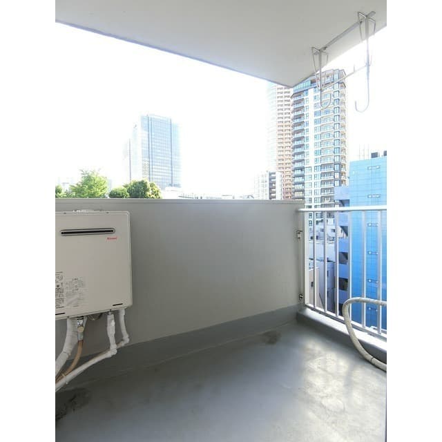 Room image 11