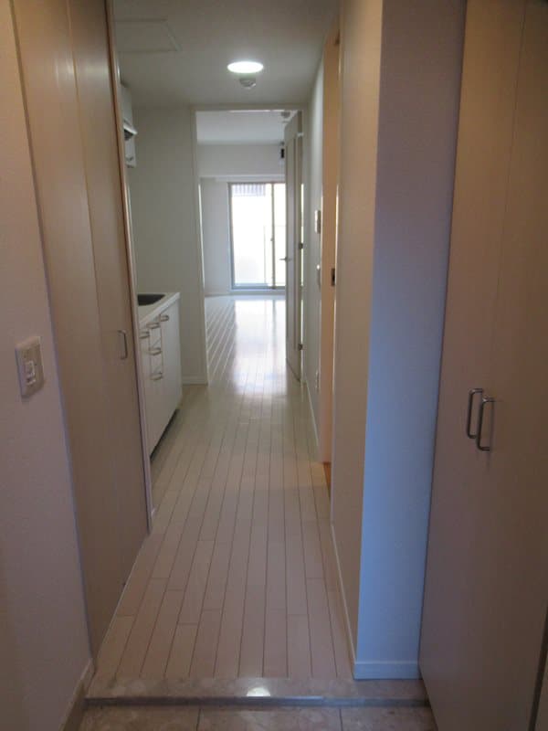 Room image 12