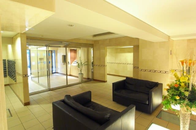 Room image 12