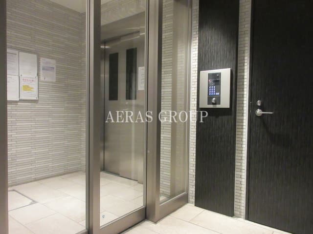 Room image 10