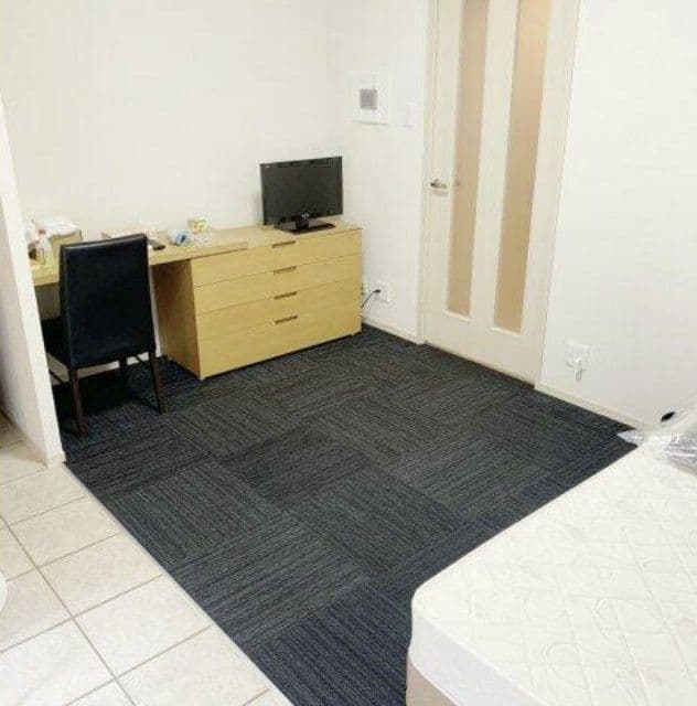 Room image 8