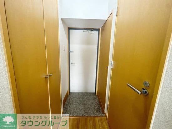 Room image 11
