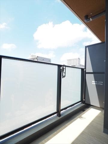 Room image 10