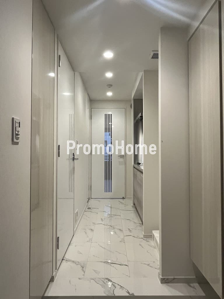 Room image 12