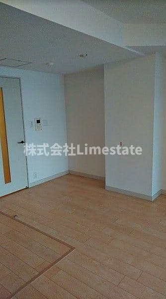 Room image 14