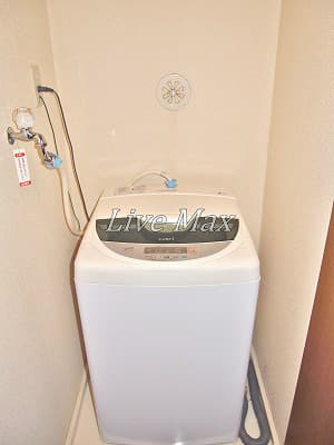 Room image 10