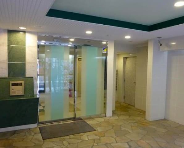 Room image 12