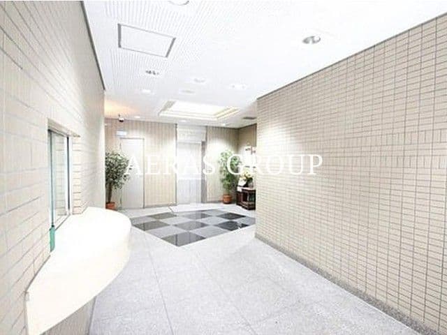 Room image 12