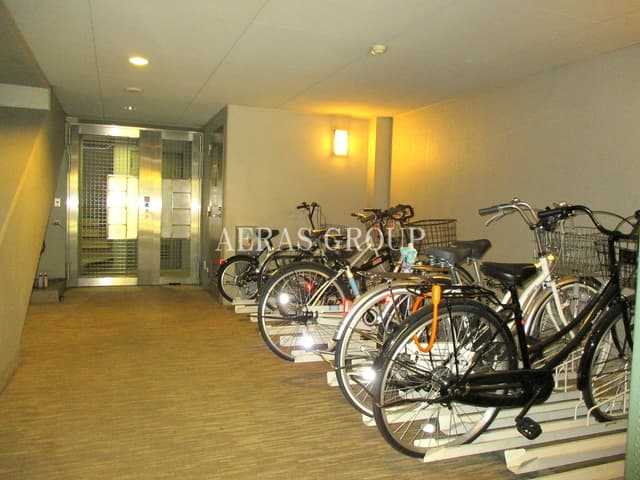 Room image 9