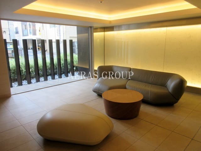Room image 11