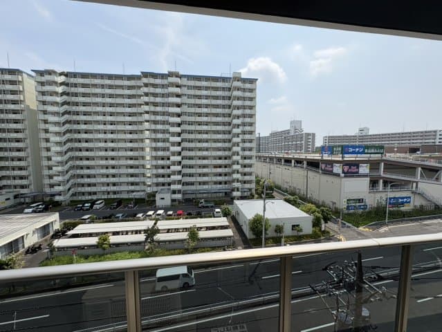 Room image 13