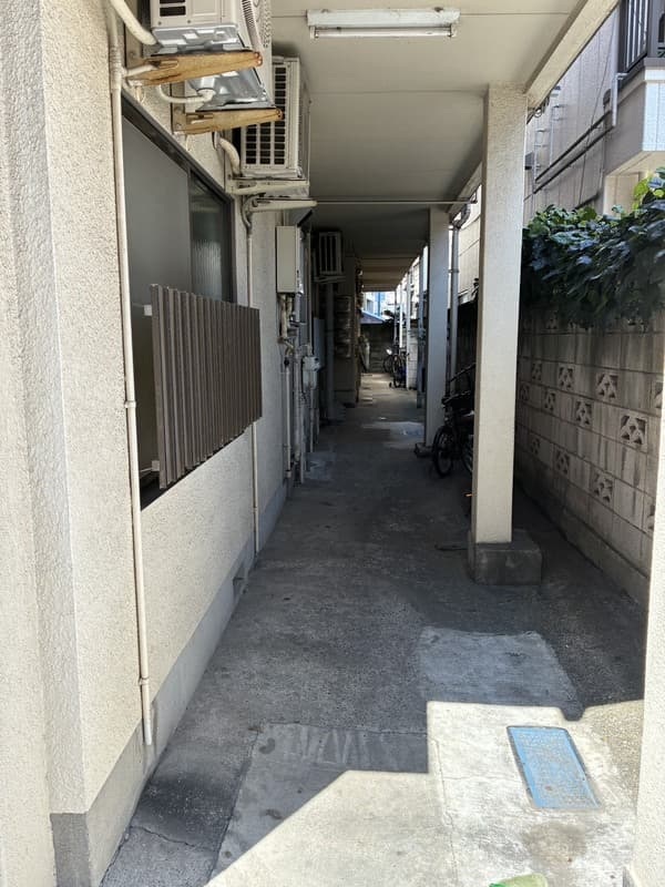 Room image 13