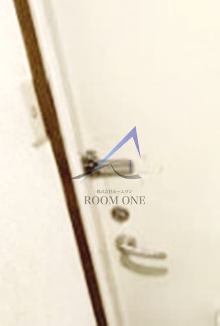 Room image 11