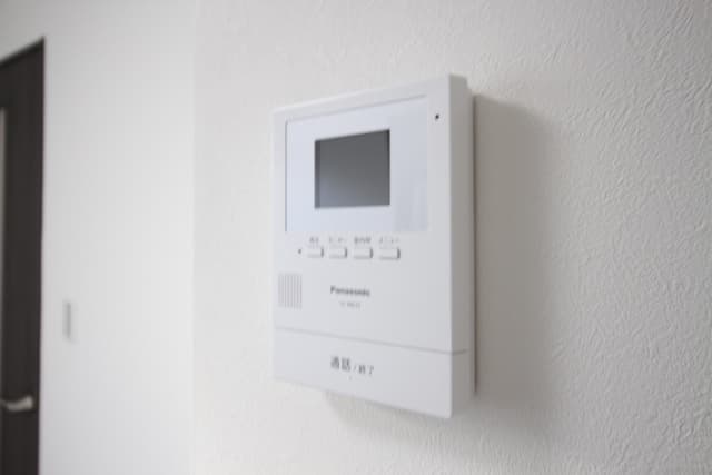 Room image 10