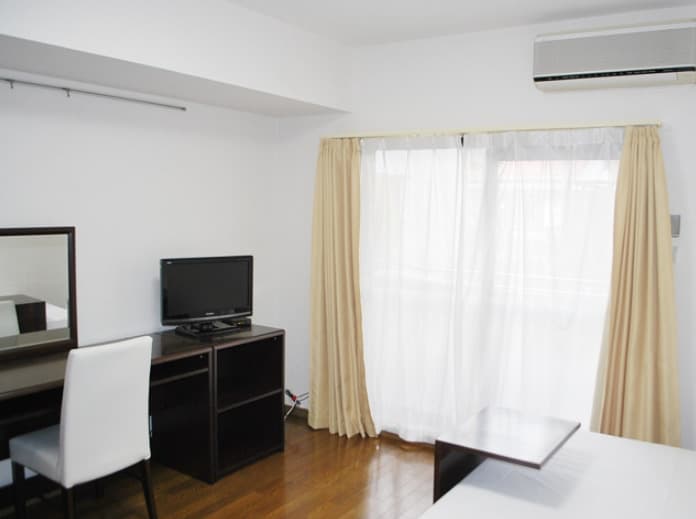 Preview interior of Winbell Solo Komae