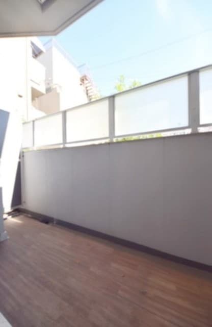Room image 10