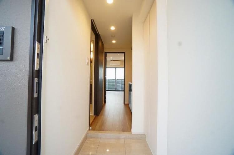Room image 13