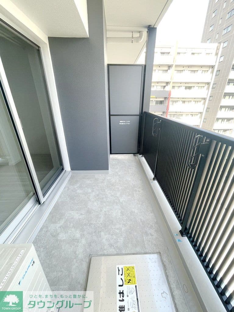Room image 10