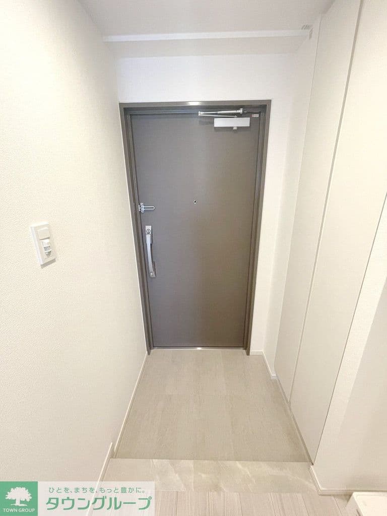 Room image 12