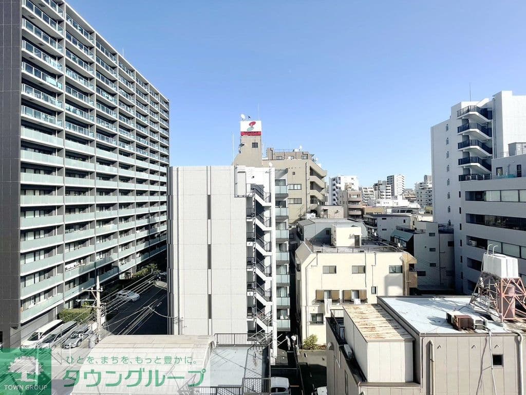 Room image 14