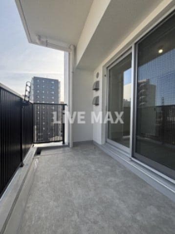 Room image 10
