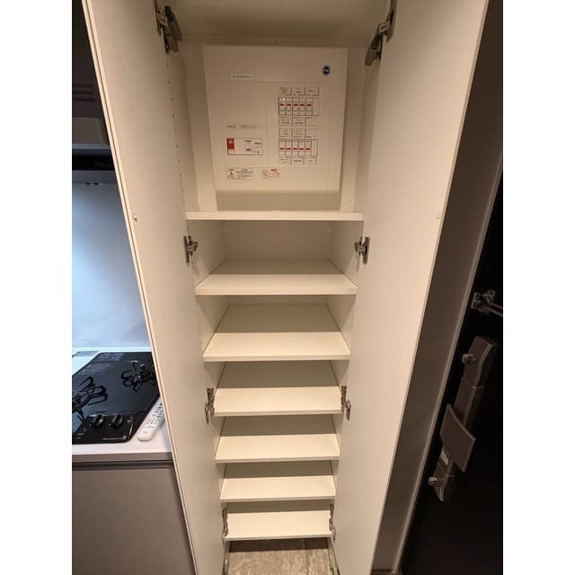 Room image 11