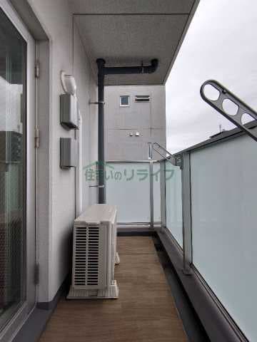 Room image 10
