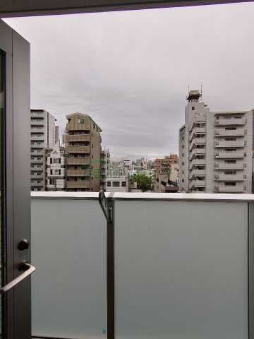 Room image 14
