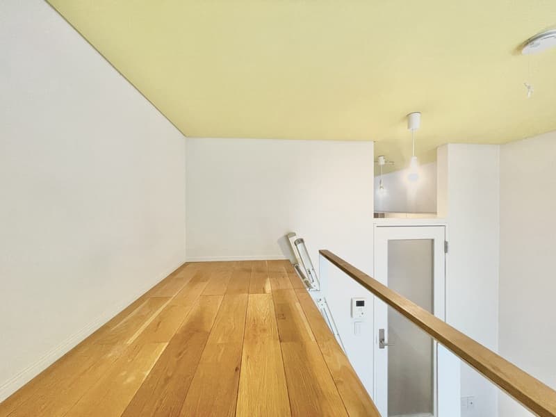 Room image 9