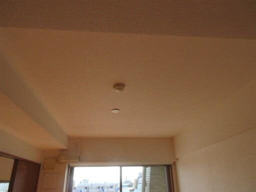 Room image 15