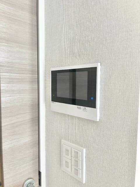 Room image 11