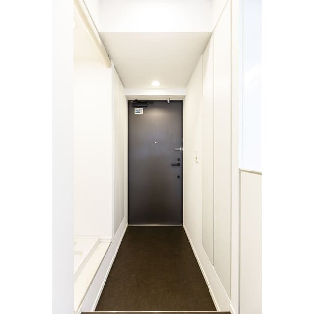 Room image 11