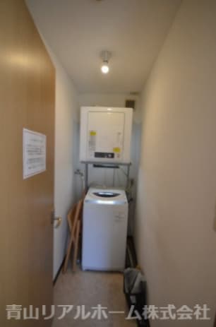 Room image 12