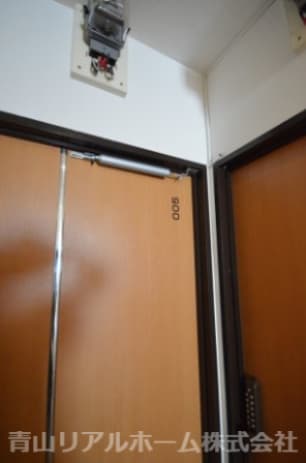 Room image 9