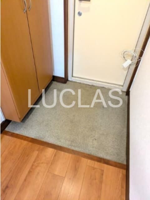 Room image 12