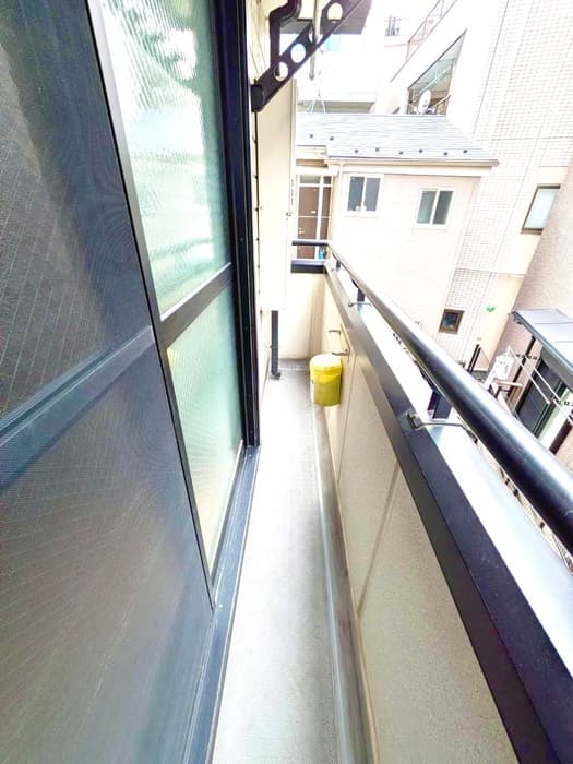 Room image 10