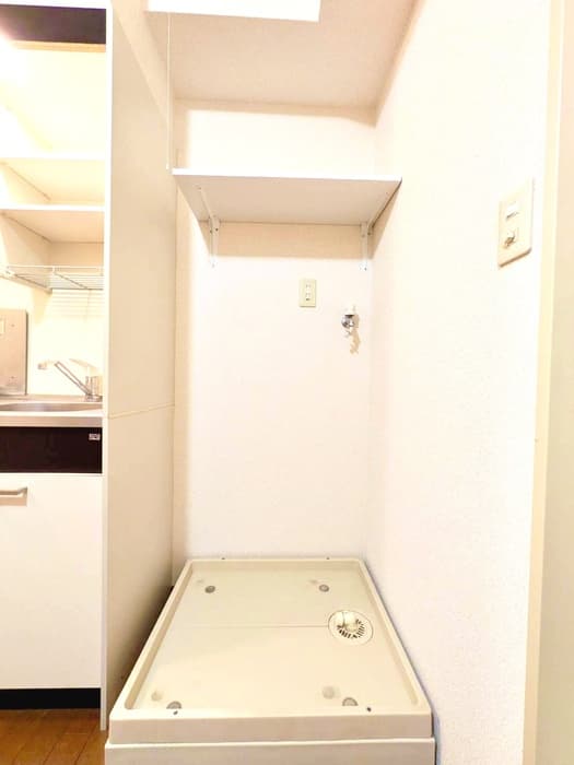Room image 11