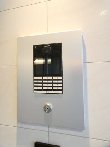 Room image 11