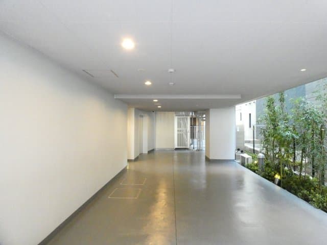Room image 13