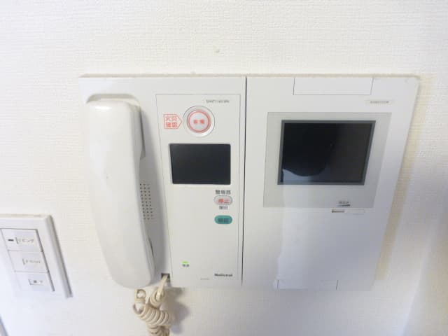 Room image 16