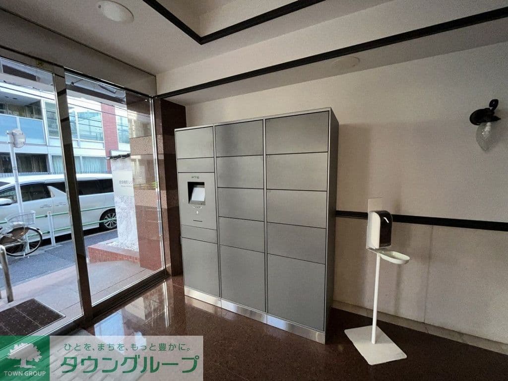 Room image 11