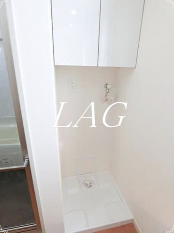 Room image 11