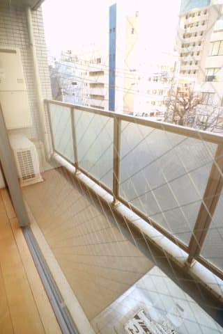 Room image 14