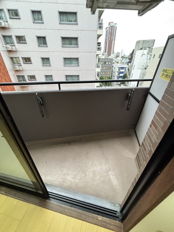 Room image 11