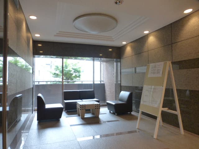 Room image 13