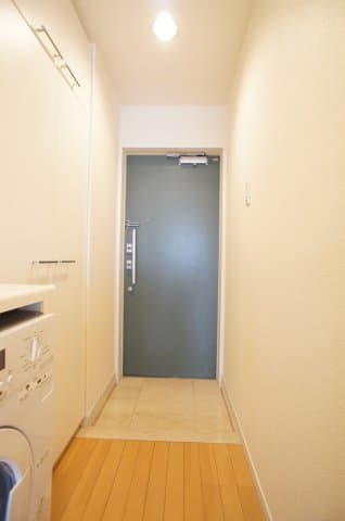 Room image 12
